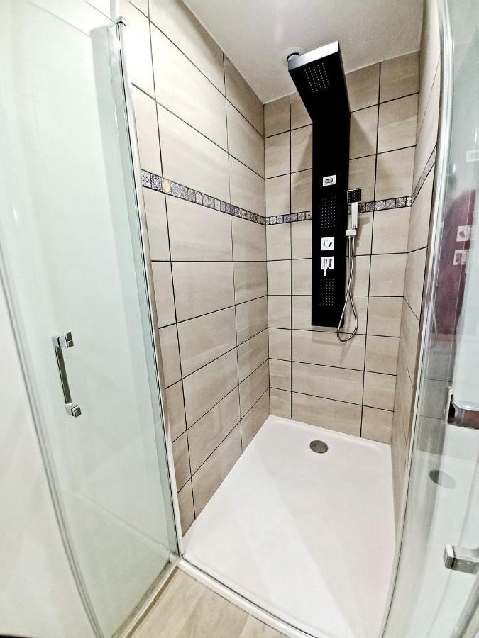 L'Annexe- Guest House Avec Piscine Studio Avec Coin Chambre Rosny-sur-Seine Exterior foto